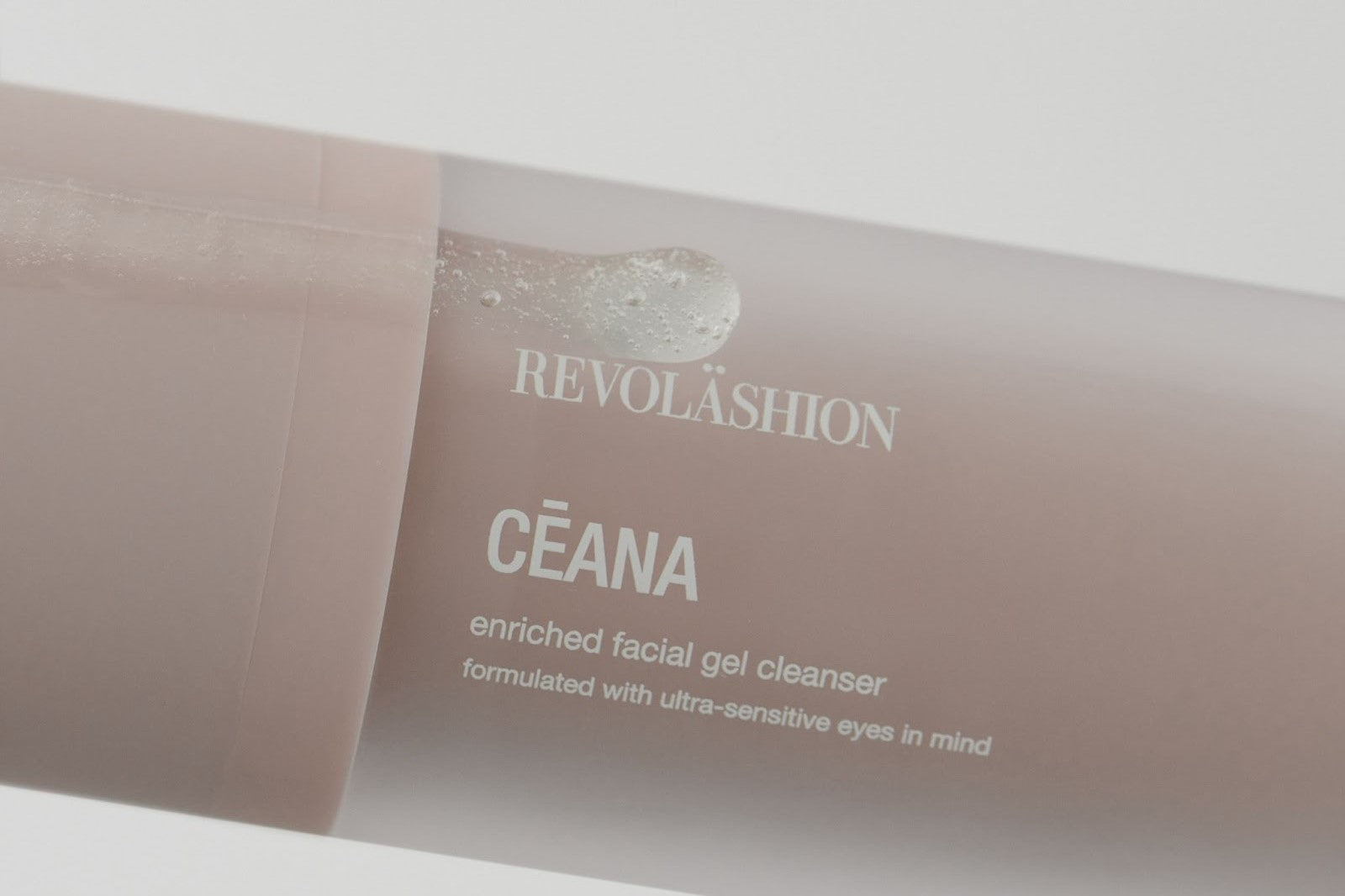 CĒANA: Lash Cleanser Safe for Face, Loved by Artists