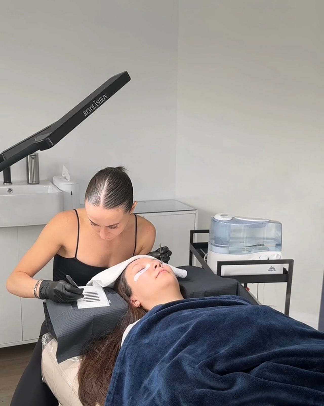 LASH EXTENSIONS 101: PREP FOR YOUR APPOINTMENT & MAXIMIZE RESULTS