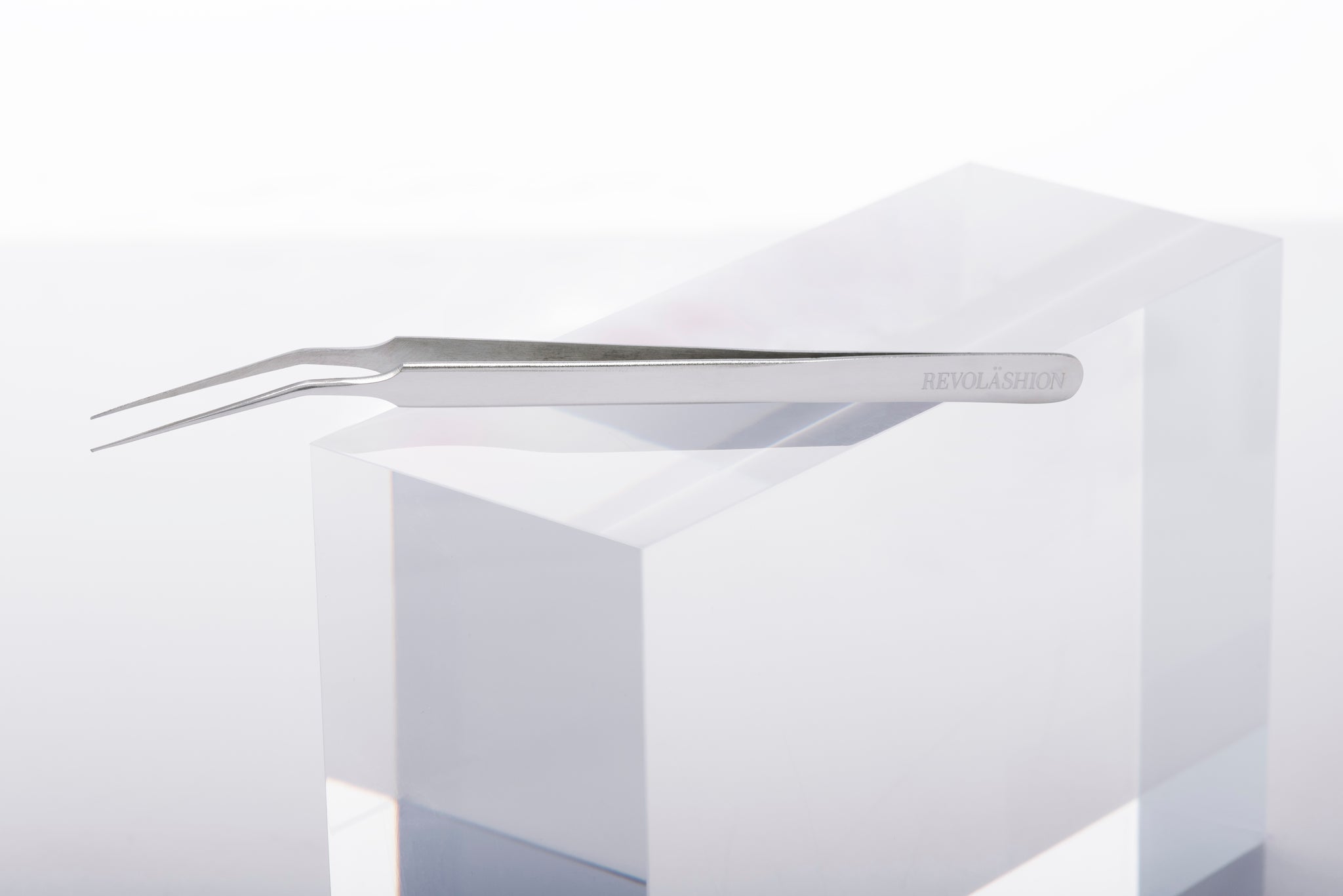 Köe Isolation Tweezer