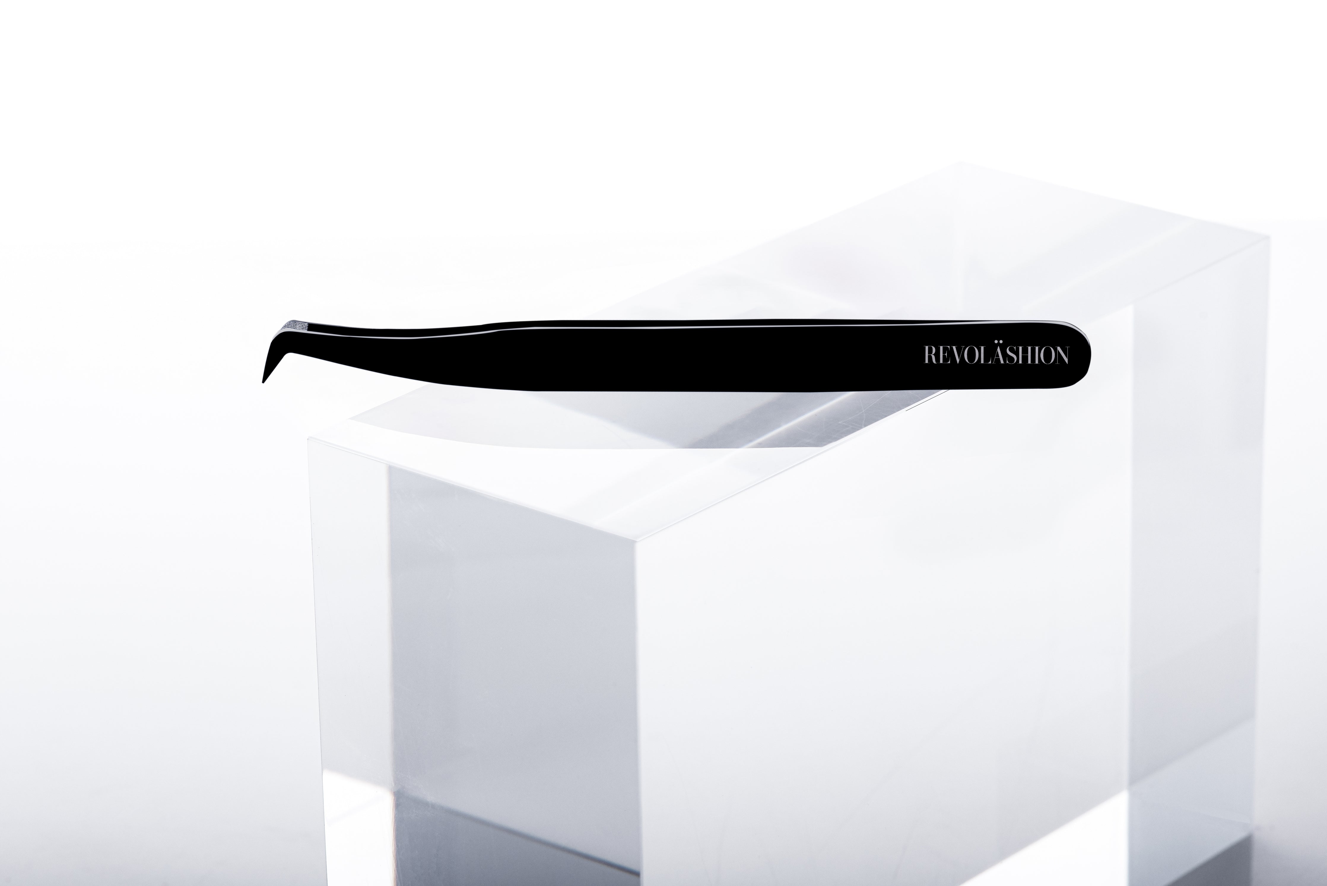 Opyum Mega Volume OmniGrip Tweezer