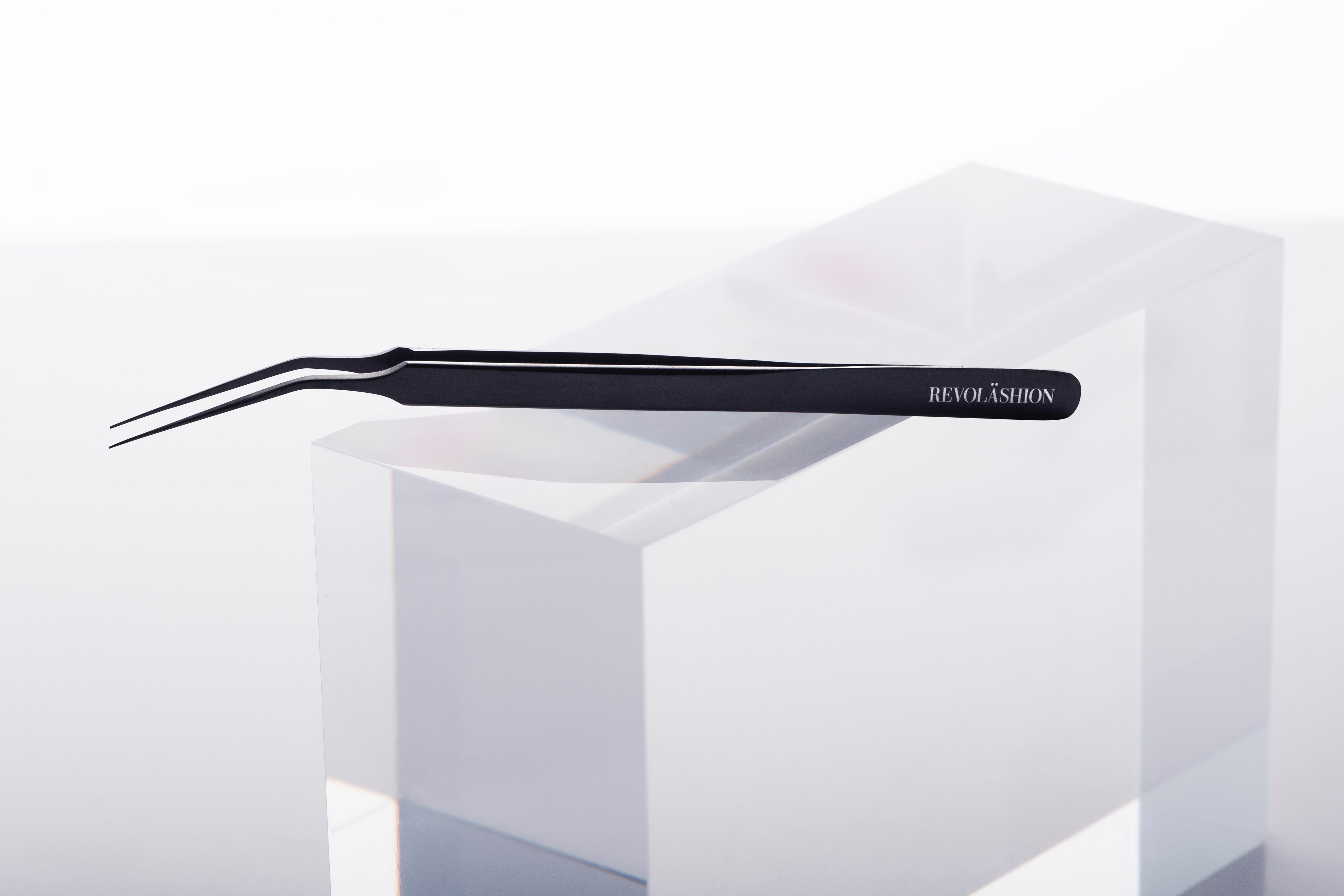 Köe Isolation Tweezer