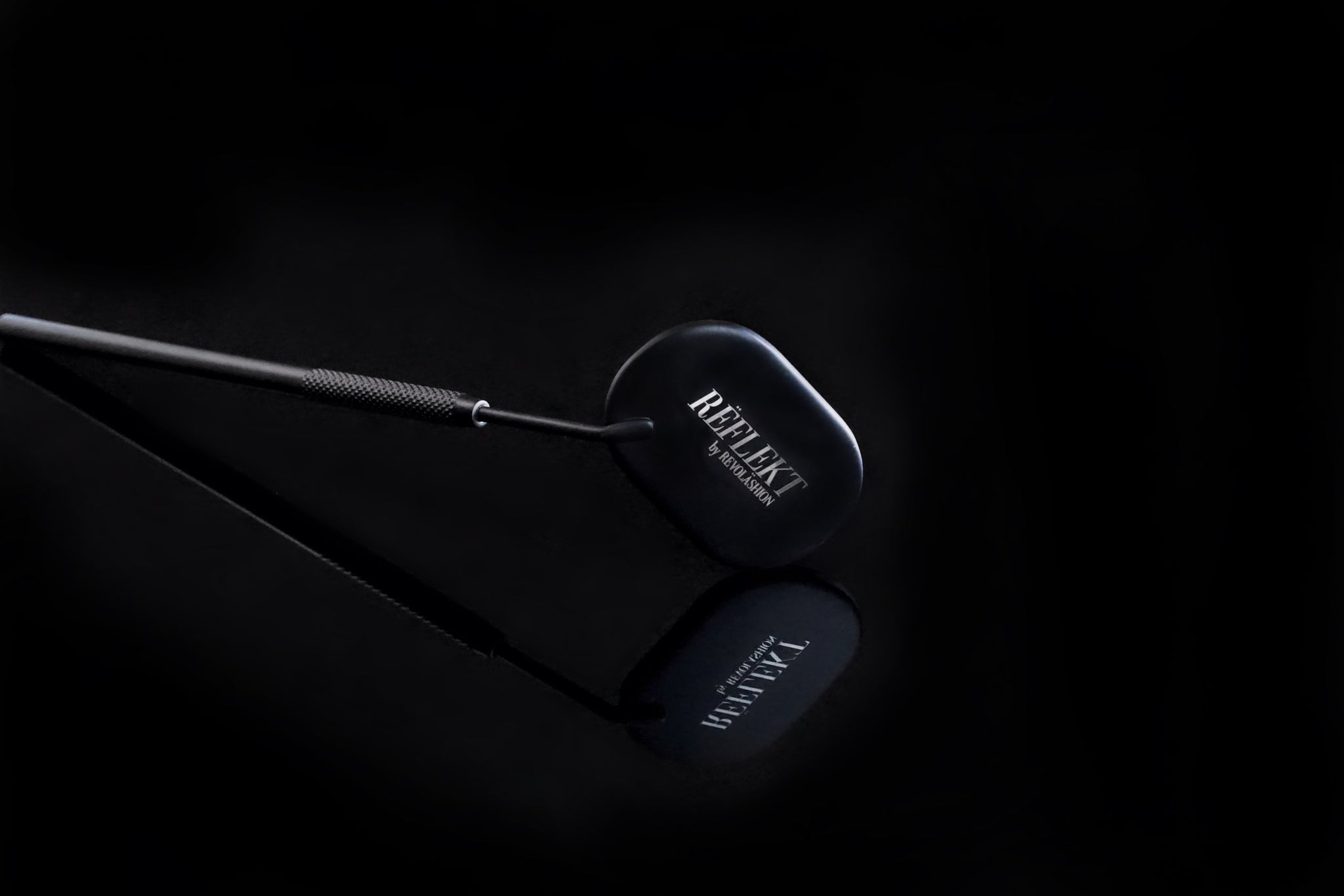 Rëflekt Lash Mirror