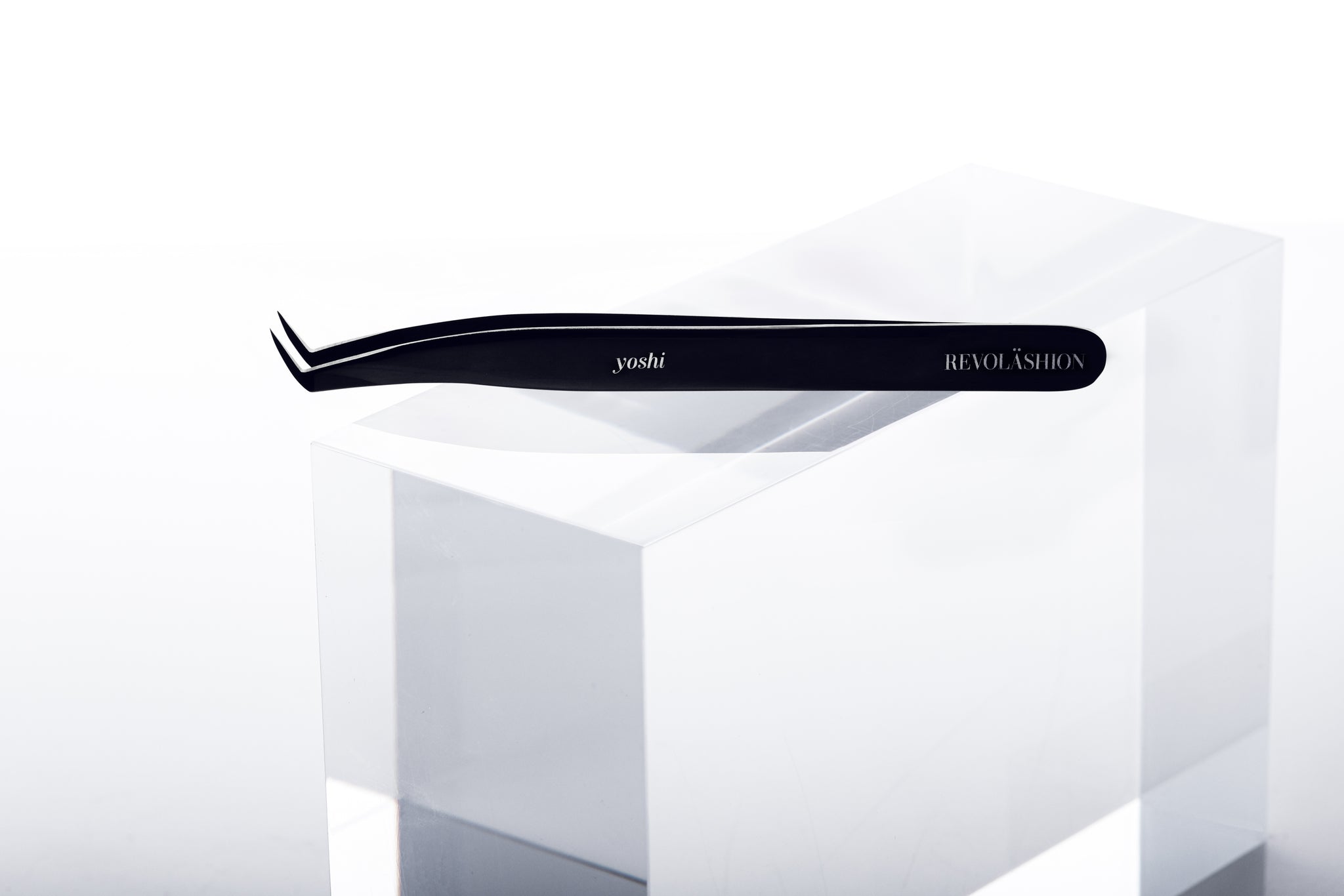 Yoshi  Light Volume Tweezer